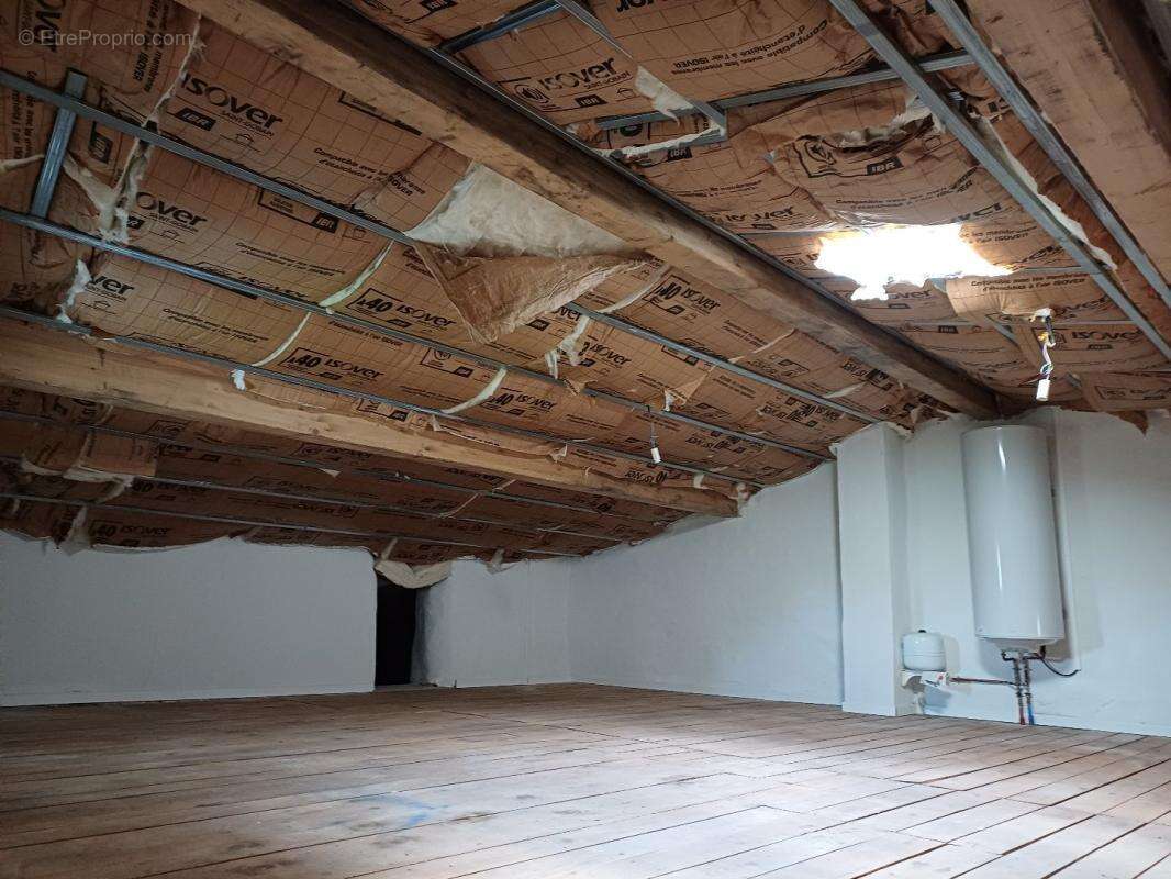 Maison à SAINT-JULIA-DE-BEC