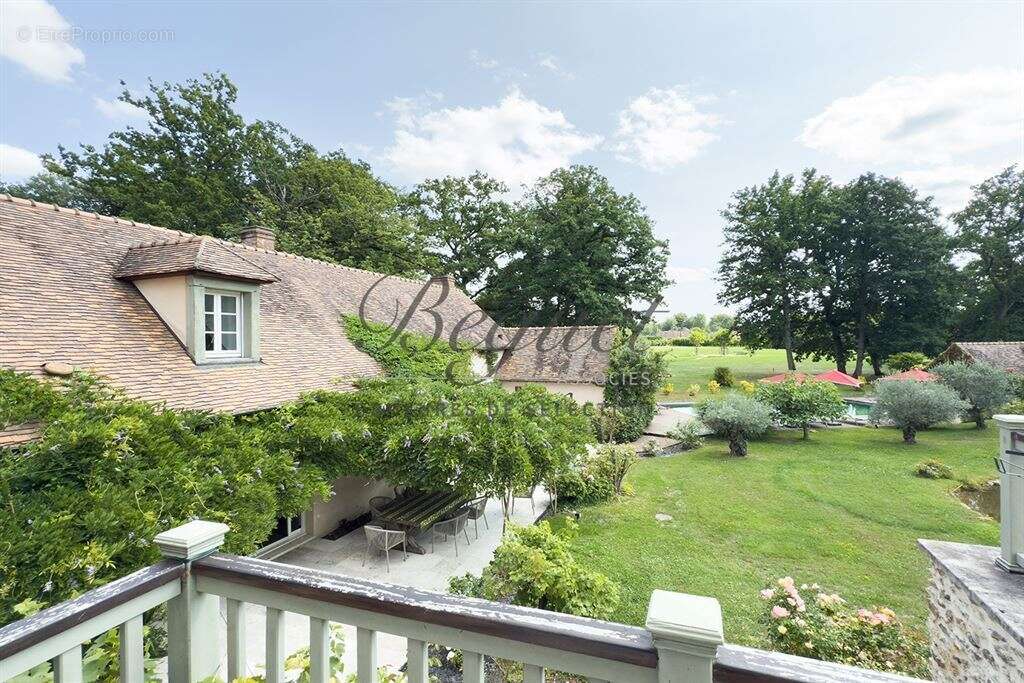 Maison à MONTFORT-L&#039;AMAURY