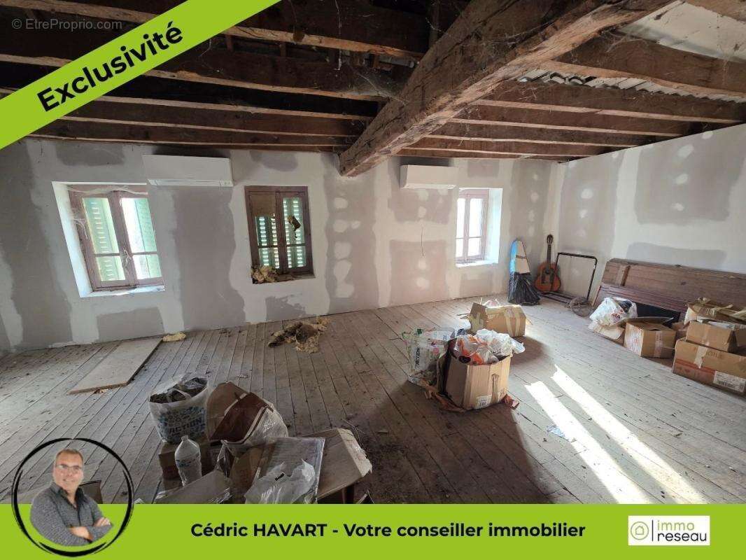 Maison à LADAPEYRE