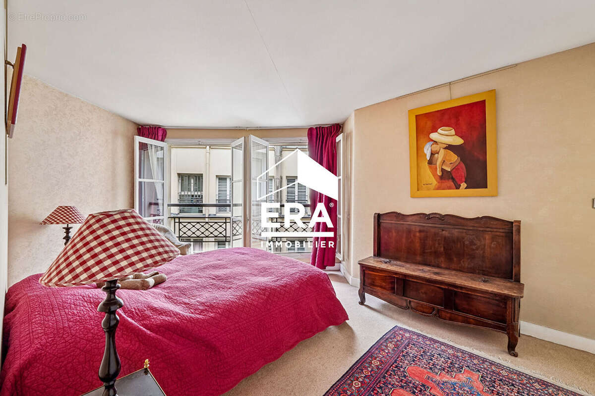 Appartement à PARIS-2E