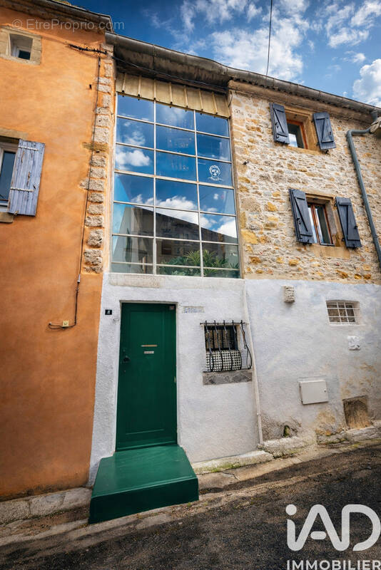 Photo 1 - Maison à SAINT-CHAPTES