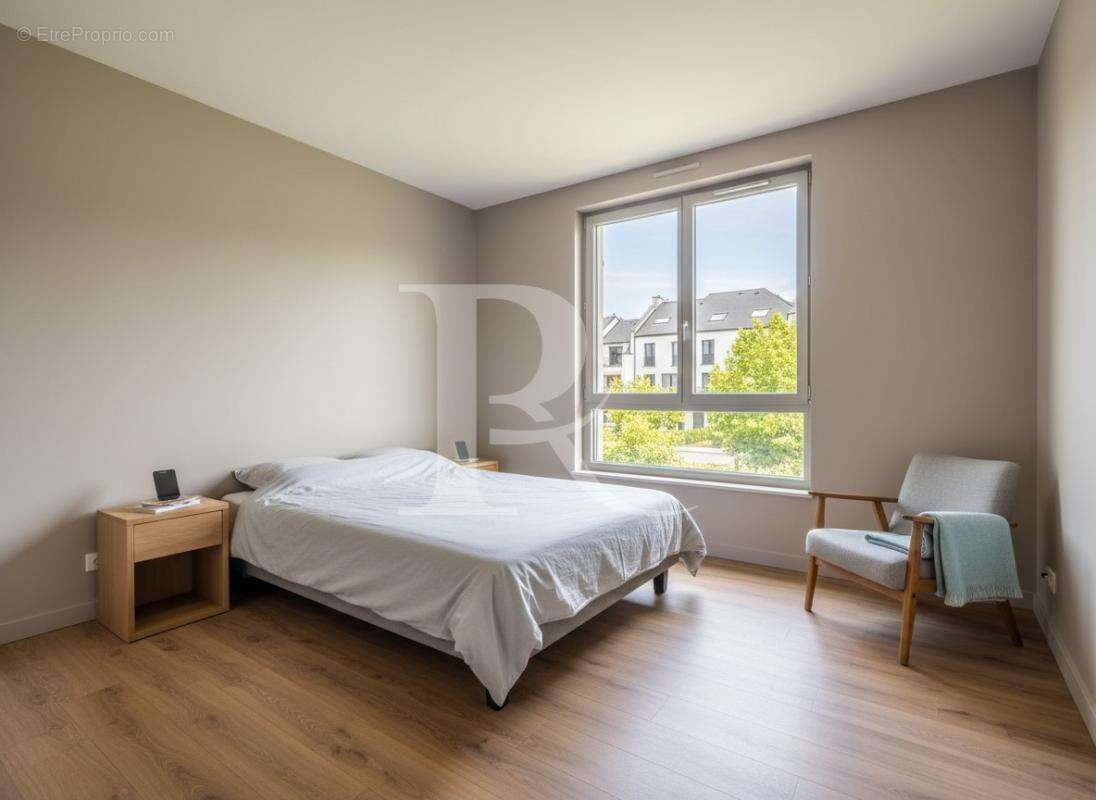 Appartement 3 pièces à Saint-Ouen-sur-Seine - photo 2