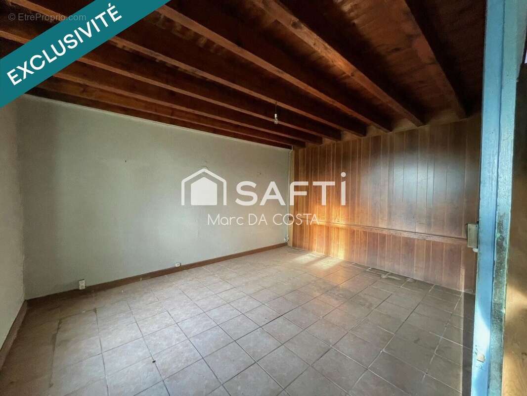 Photo 8 - Maison à SAINT-ROMAIN-LE-PUY