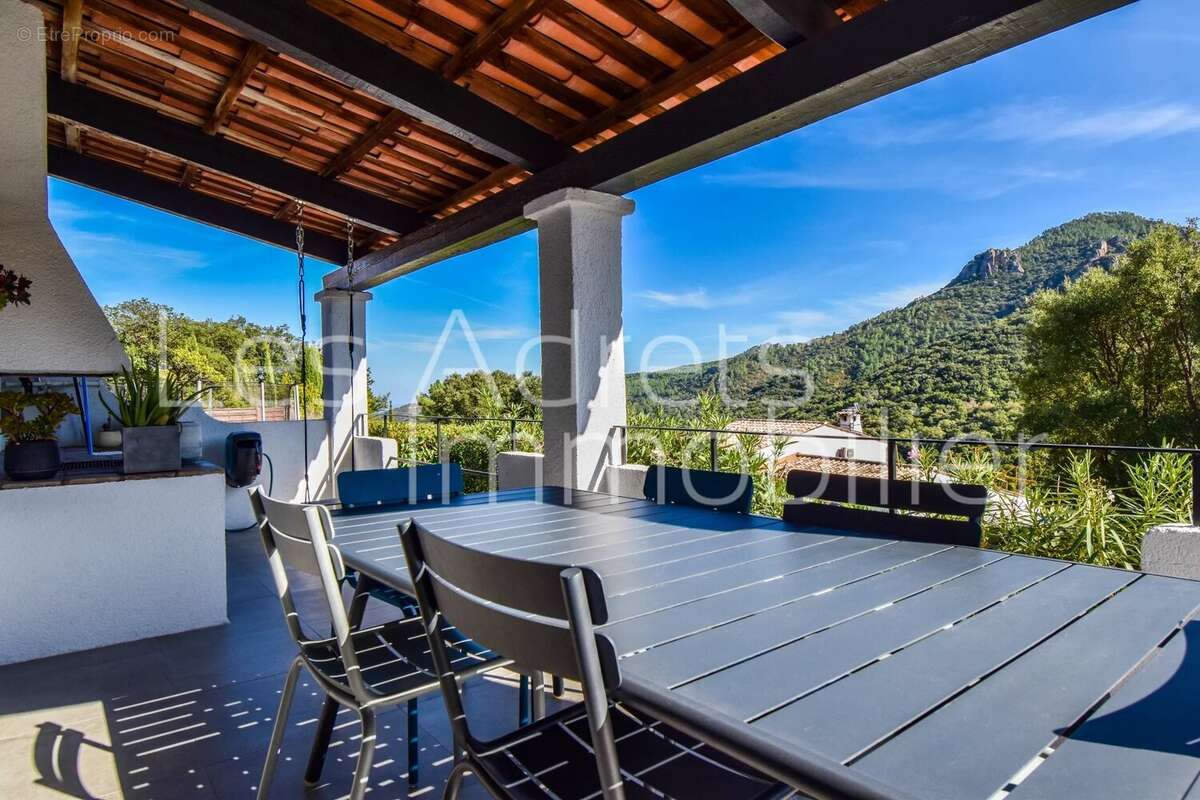 Maison à LES ADRETS-DE-L&#039;ESTEREL