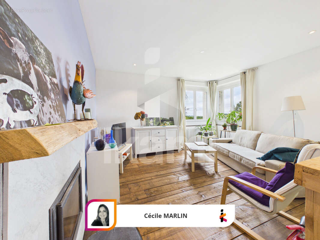 Maison de caractère avec maison indépendante, vue dominante et revenu locatif - photo 4