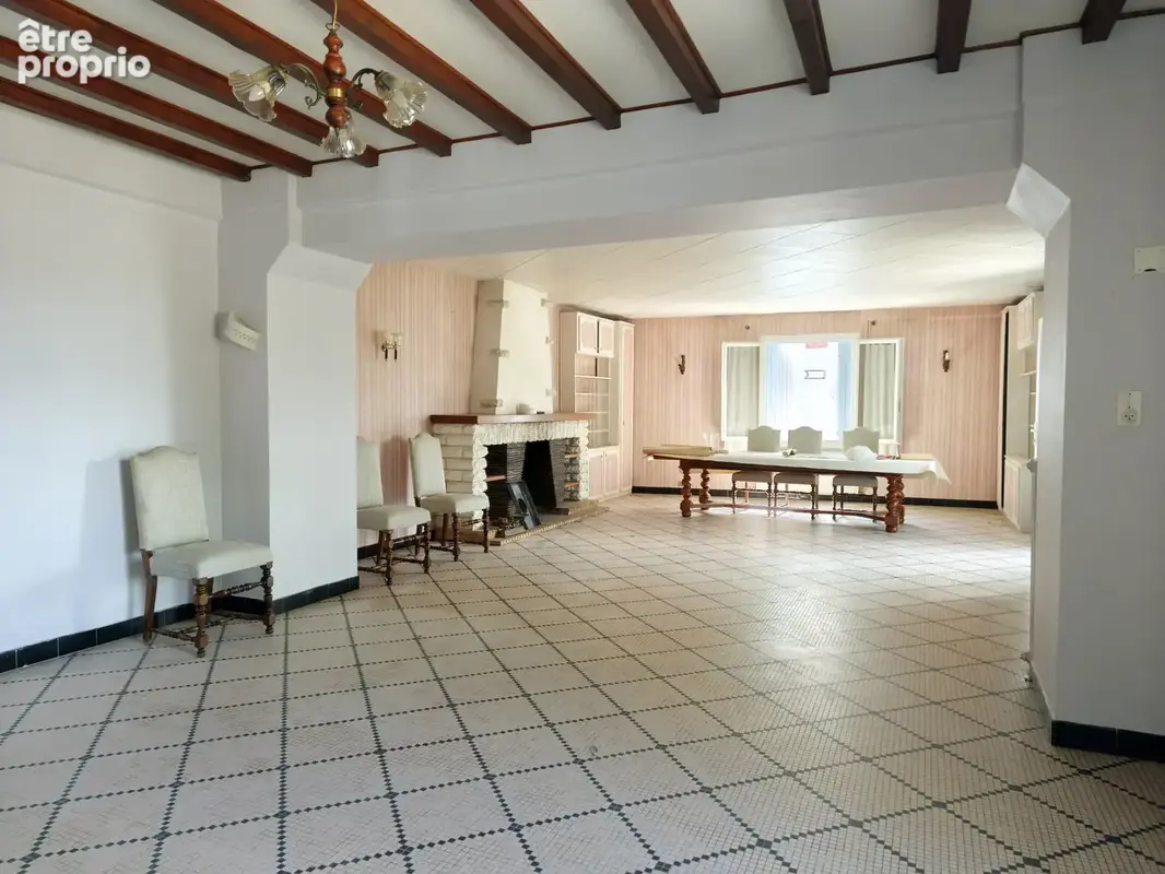 Maison en pierre avec dépendances - photo 6