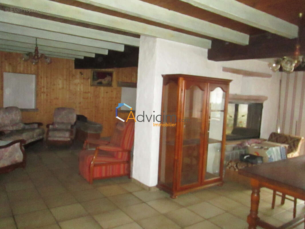 Maison à AMONT-ET-EFFRENEY