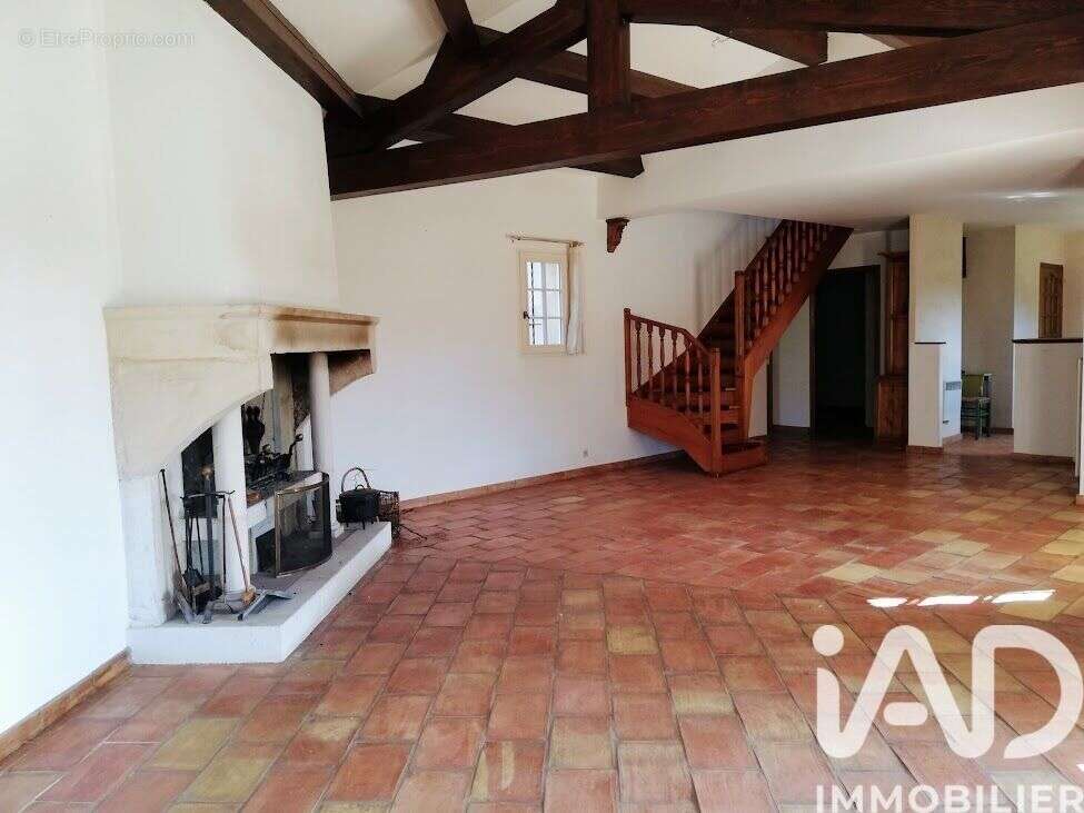 Maison 138 m² à Vaison-La-Romaine  - photo 6