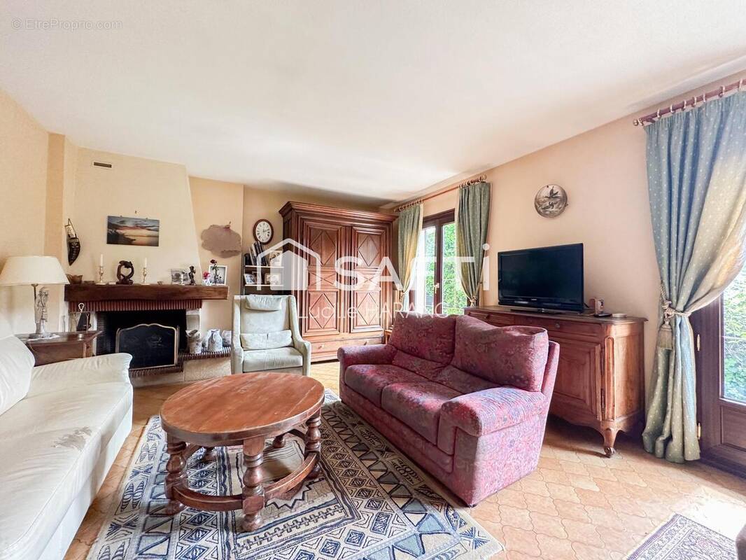 Photo 1 - Maison à CORMONTREUIL