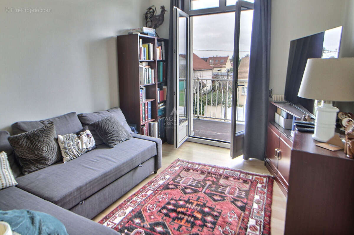 Maison à VERNEUIL-SUR-SEINE