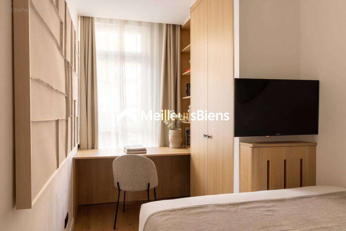 Commerce à PARIS-12E