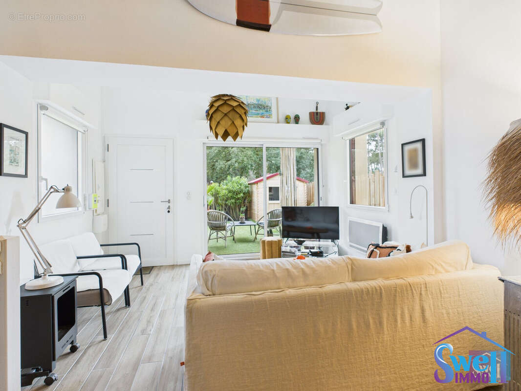 Maison à MOLIETS-ET-MAA