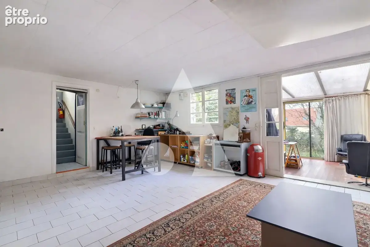 Maison Les Lilas 9 pièce(s) 230.44 m2 - photo 5