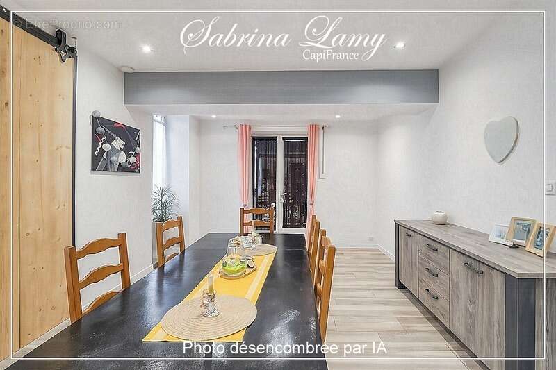 Maison à MONTMIRAIL