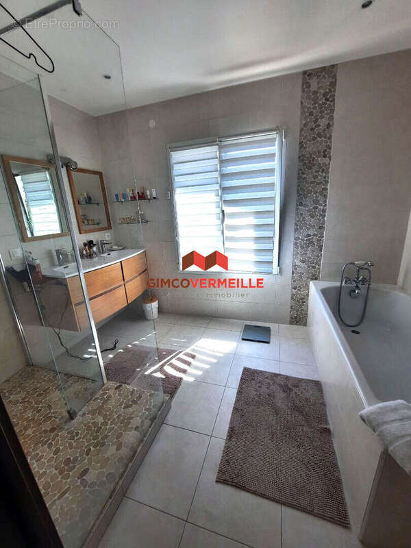 Maison à CARRIERES-SOUS-POISSY