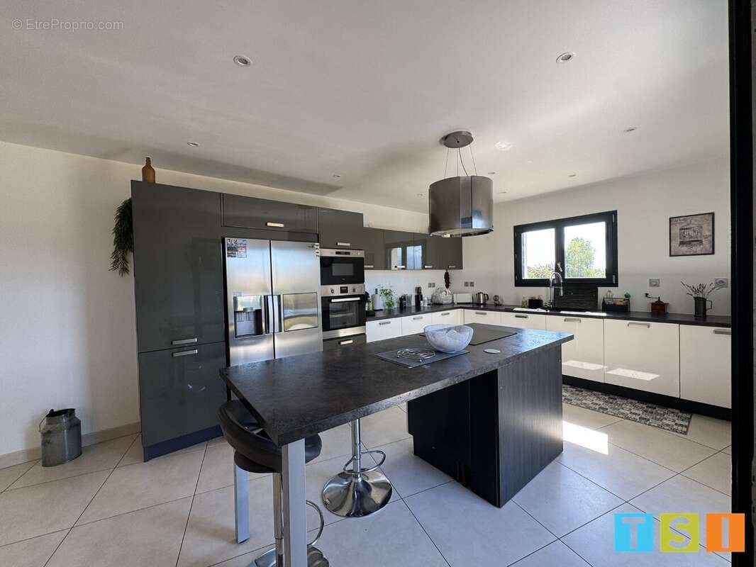 185 m² de lumière et de confort, à deux pas de Saint-Gaudens. - photo 12