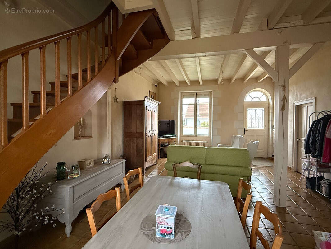 Maison à NEUVY-PAILLOUX