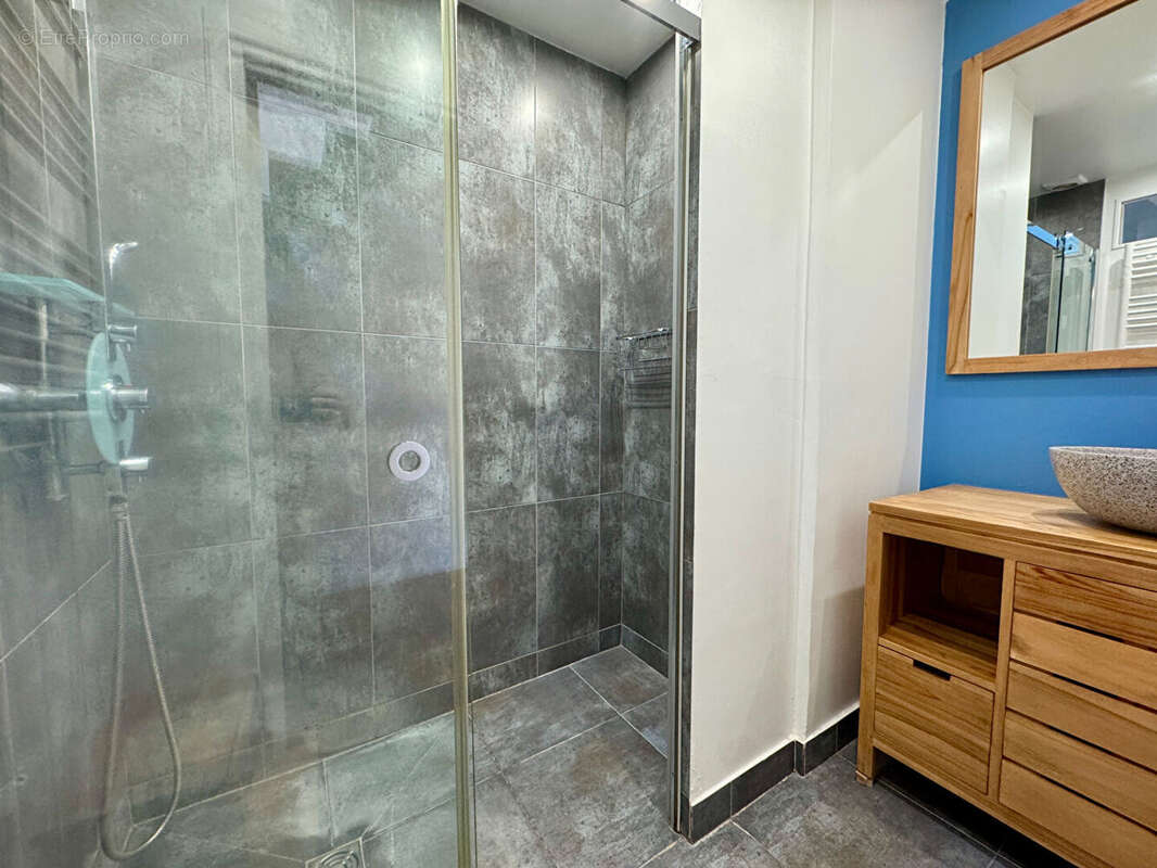 Appartement à FONTENAY-SOUS-BOIS