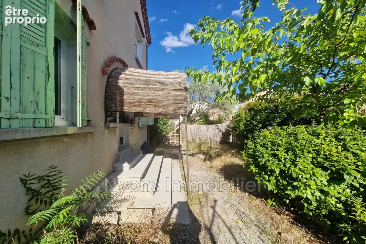 Maison 93 m² à vendre à Nyons (26110) - photo 2