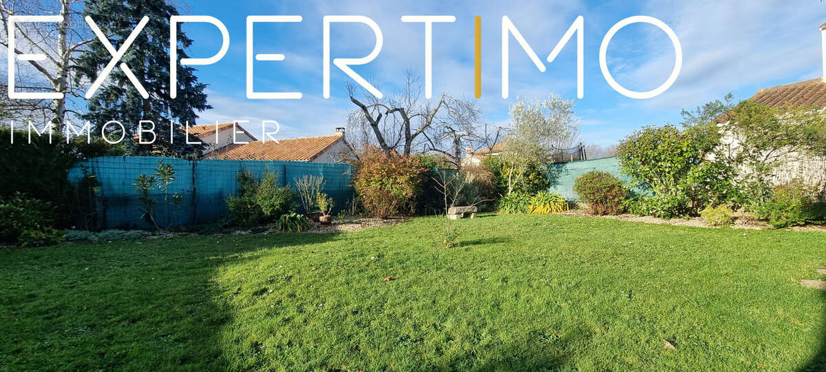 Maison à BUXEROLLES