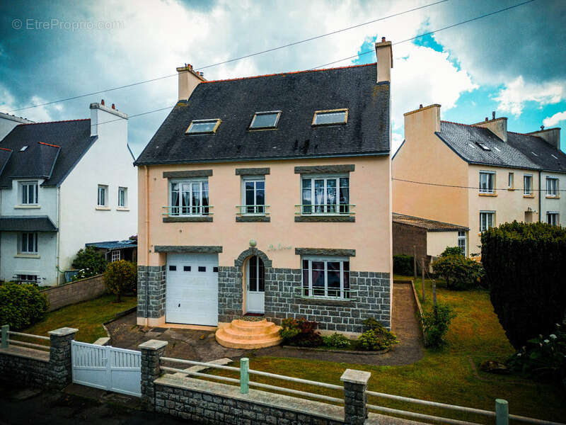 Maison à DOUARNENEZ