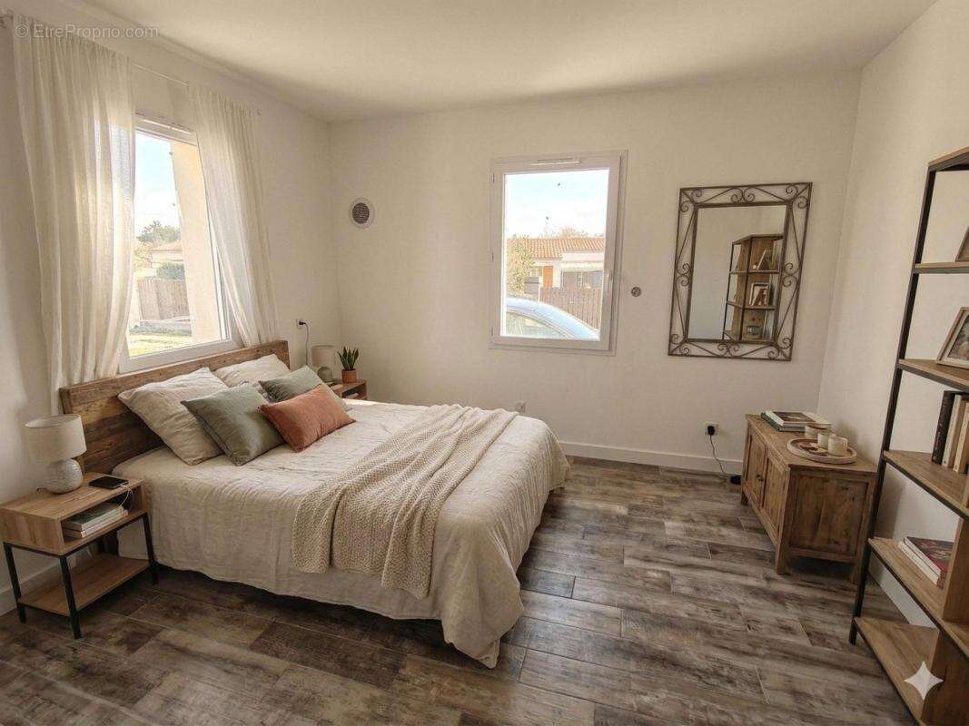 Maison 85 m² à Saintes  - photo 5