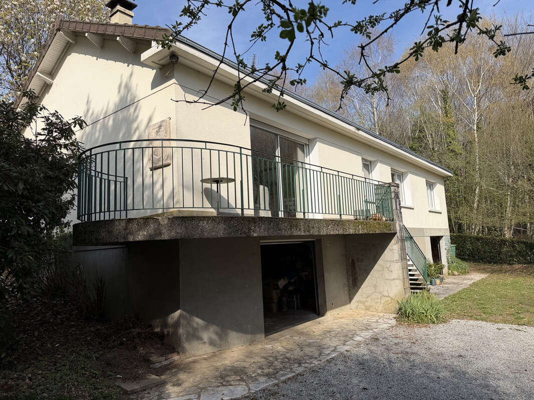 Maison à AMBAZAC