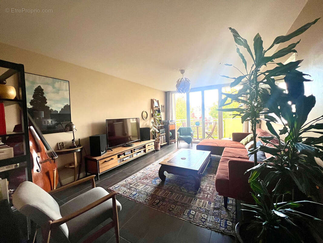Appartement à SARTROUVILLE