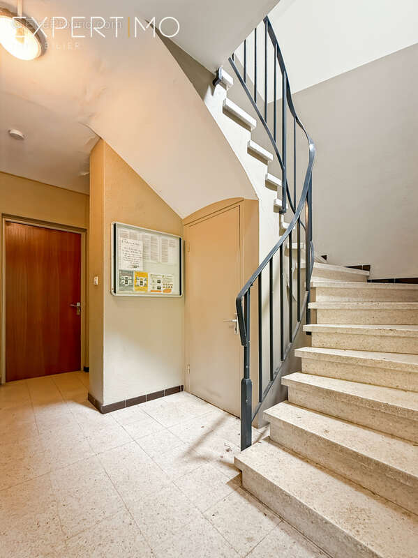 Opportunité rare ! Ensemble Immobilier Montpellier Nord 4 studios, 4 T2 . - photo 10