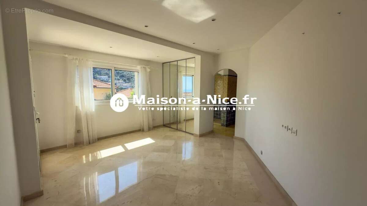 Maison à LA TURBIE
