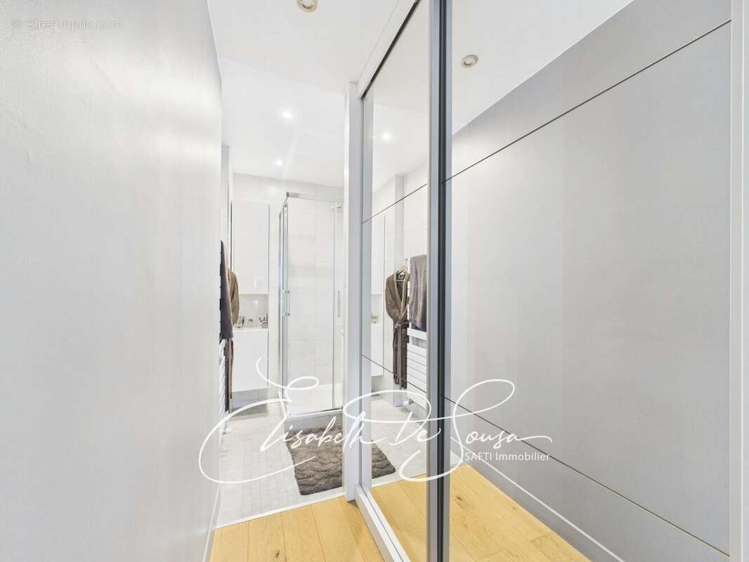 Photo 9 - Appartement à PARIS-15E