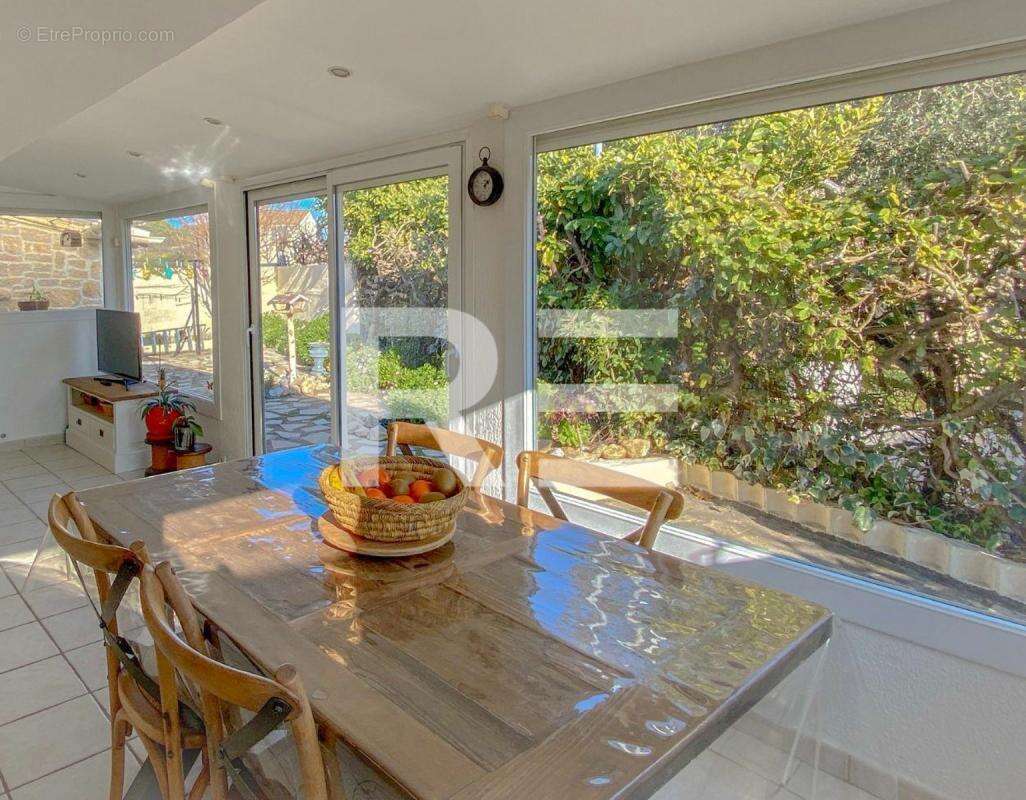 Maison à SAINT-GILLES