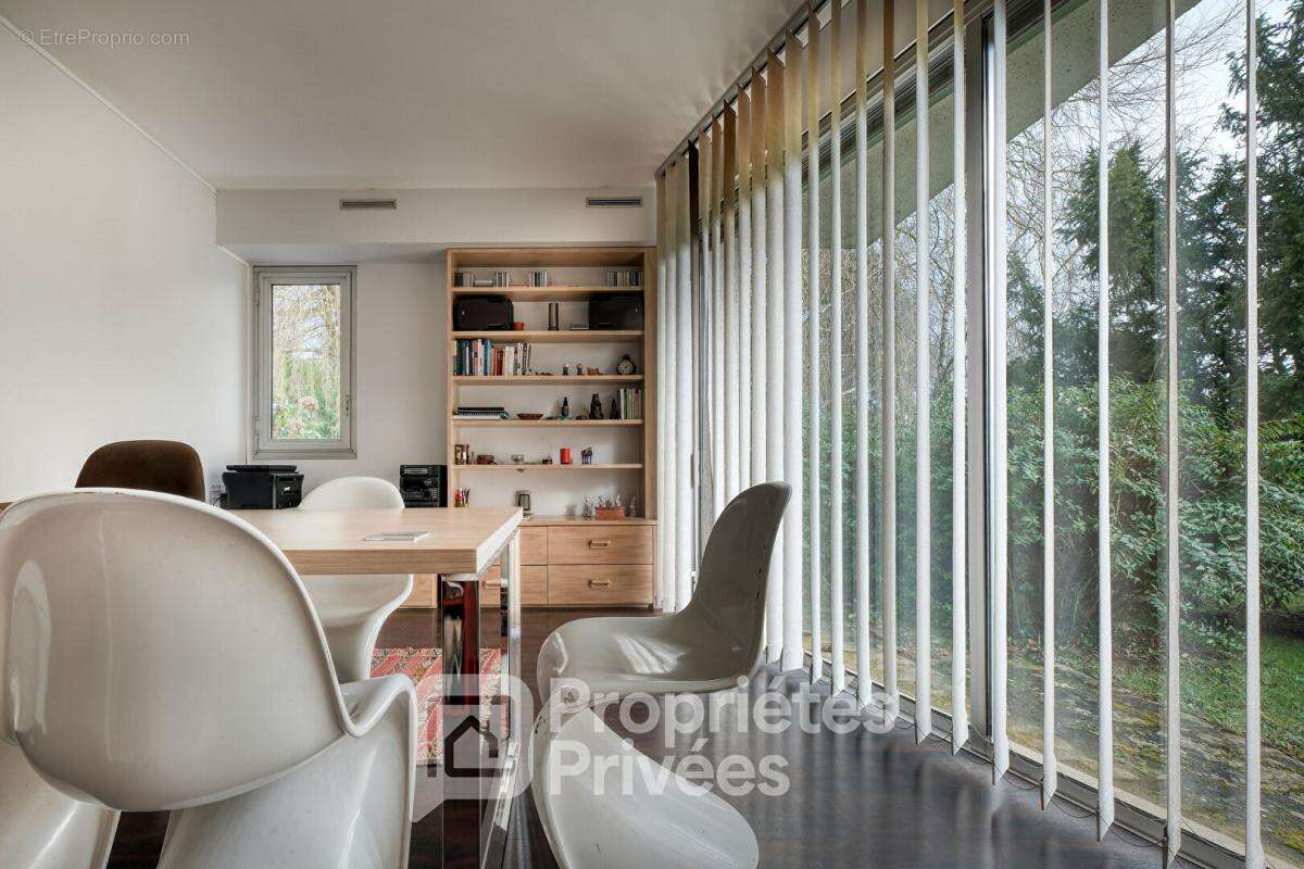 Maison à SAINT-CHERON