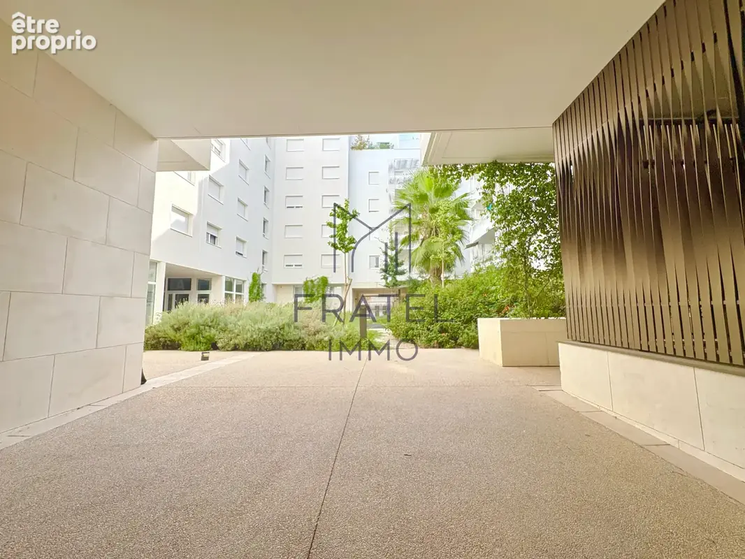 T3 Récent avec Terrasse de 17 M2 - Nouvelle cité créative - photo 11