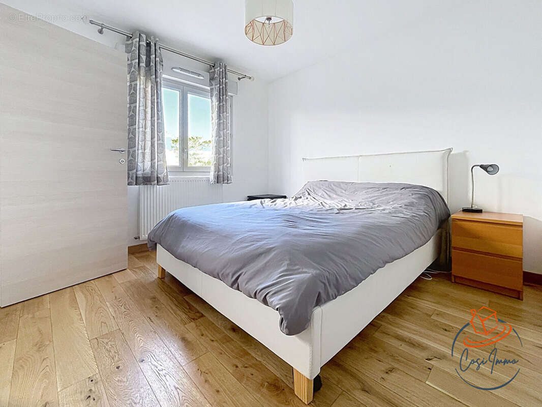 Appartement à SAINT-GENIS-POUILLY