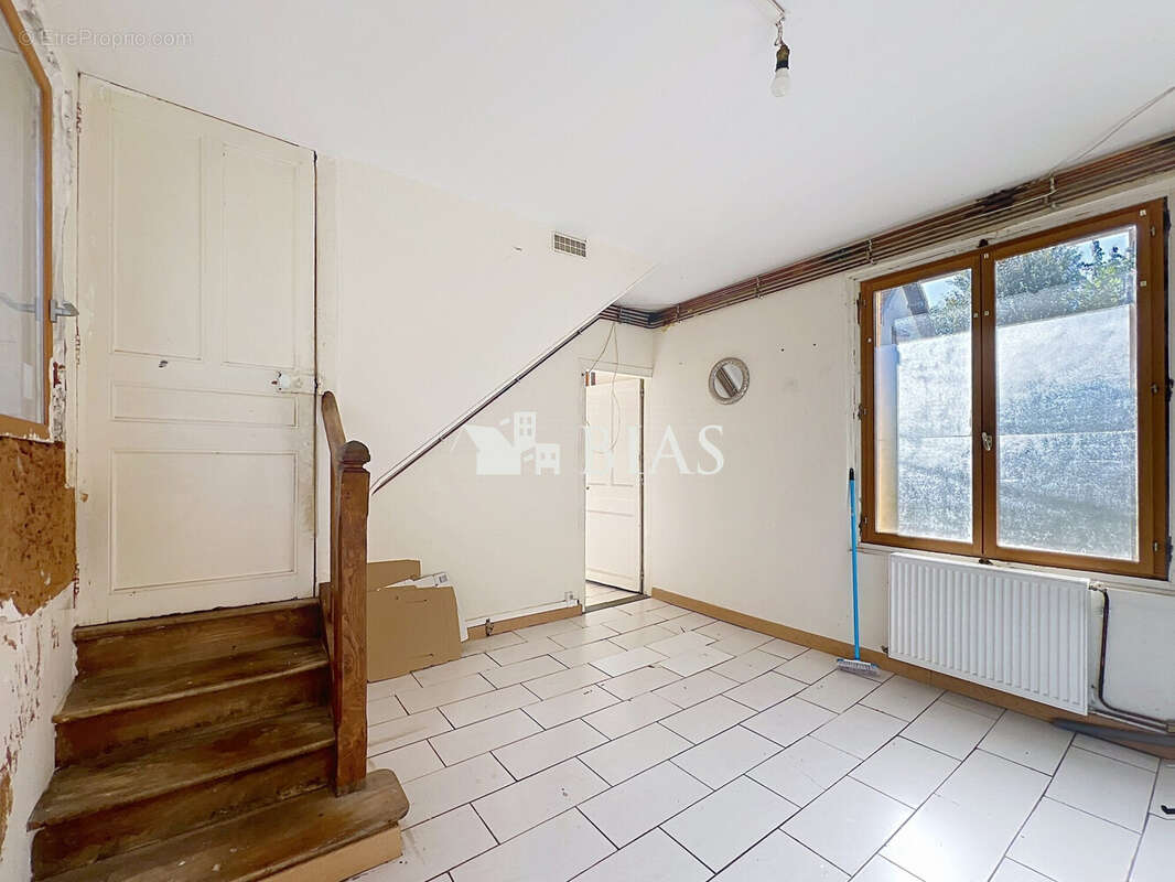 Maison 53 m² à Serquigny  - photo 2