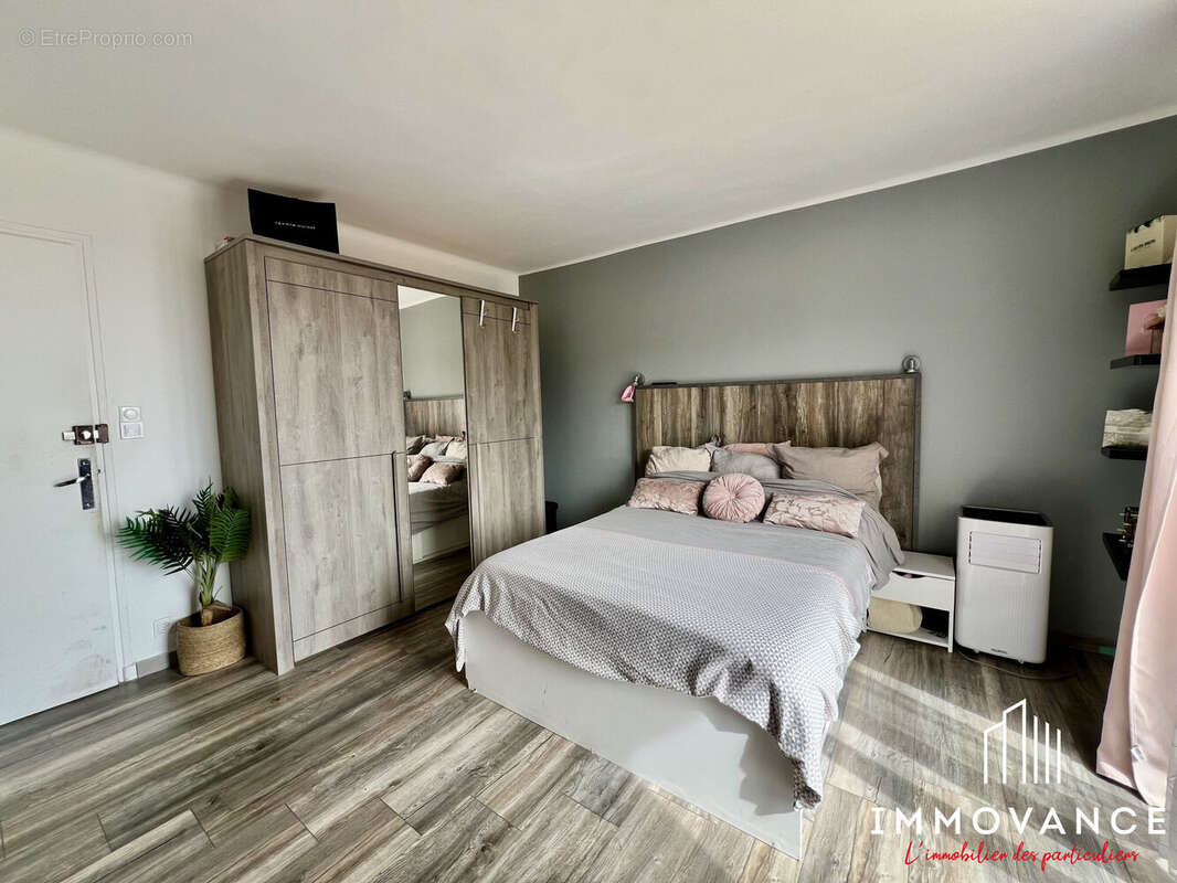 Appartement à LUNEL