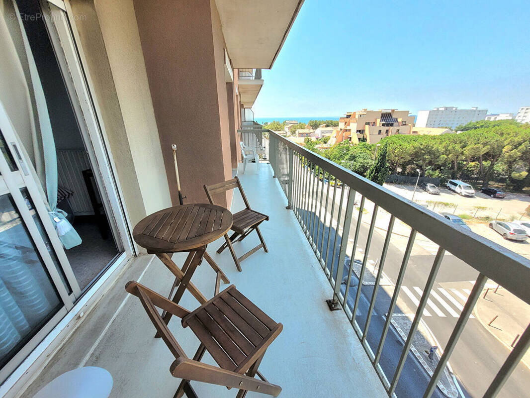Appartement à PORT-DE-BOUC