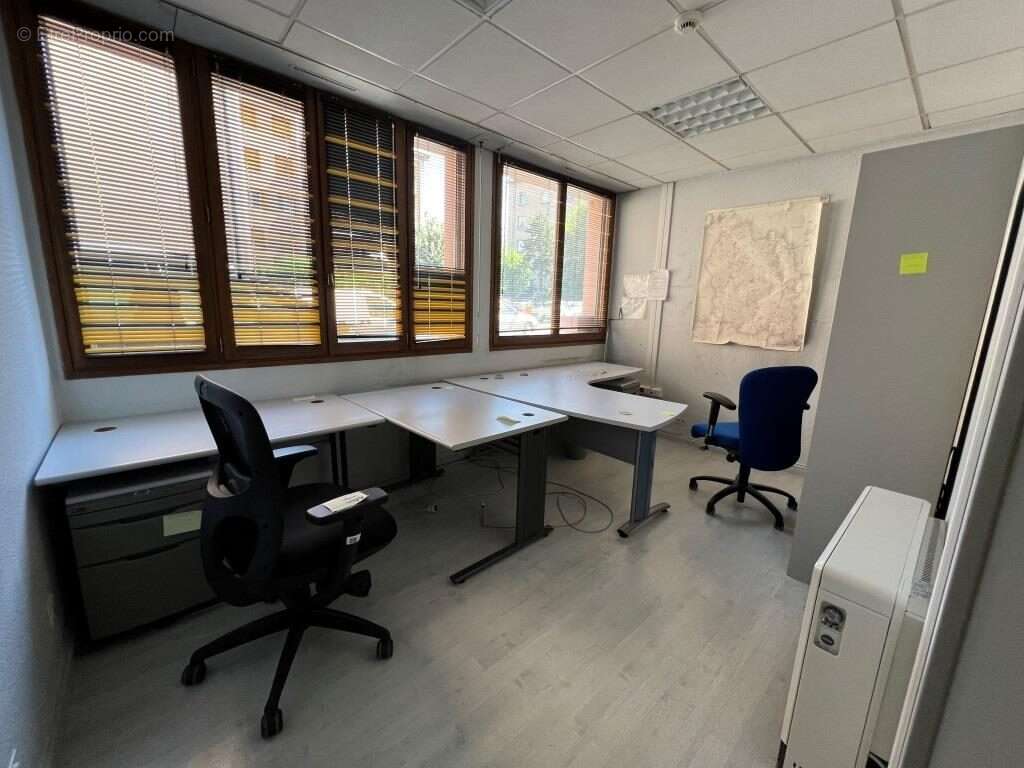 Commerce 110 m² à Mende  - photo 8