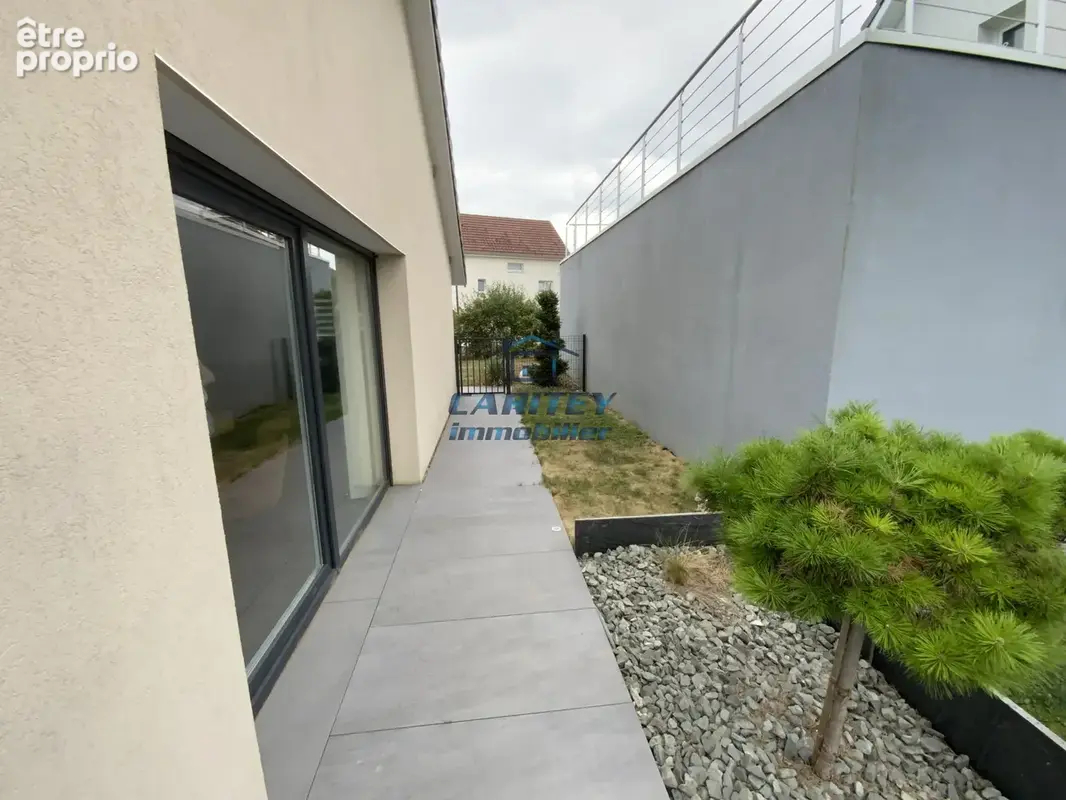 Superbe maison avec piscine à DORANS (90) - photo 22