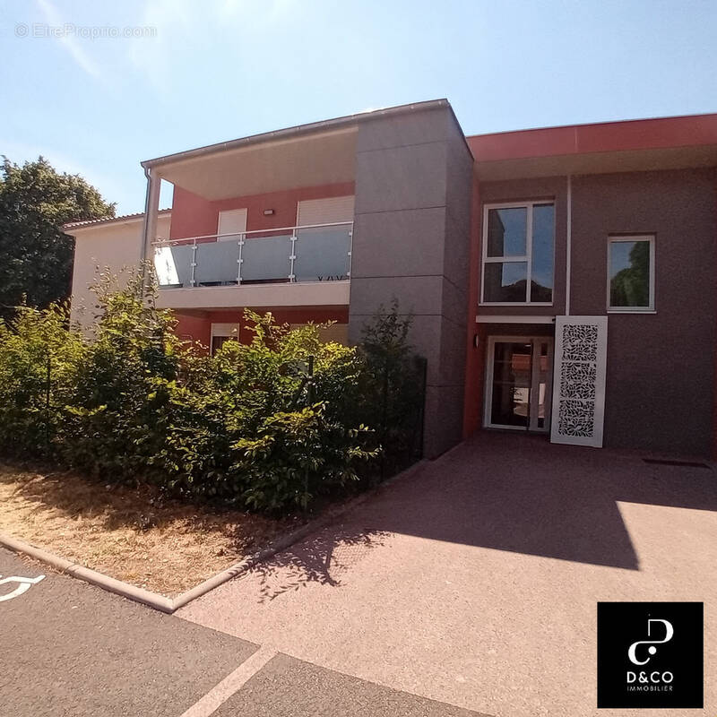 Appartement à LA ROCHE-VINEUSE