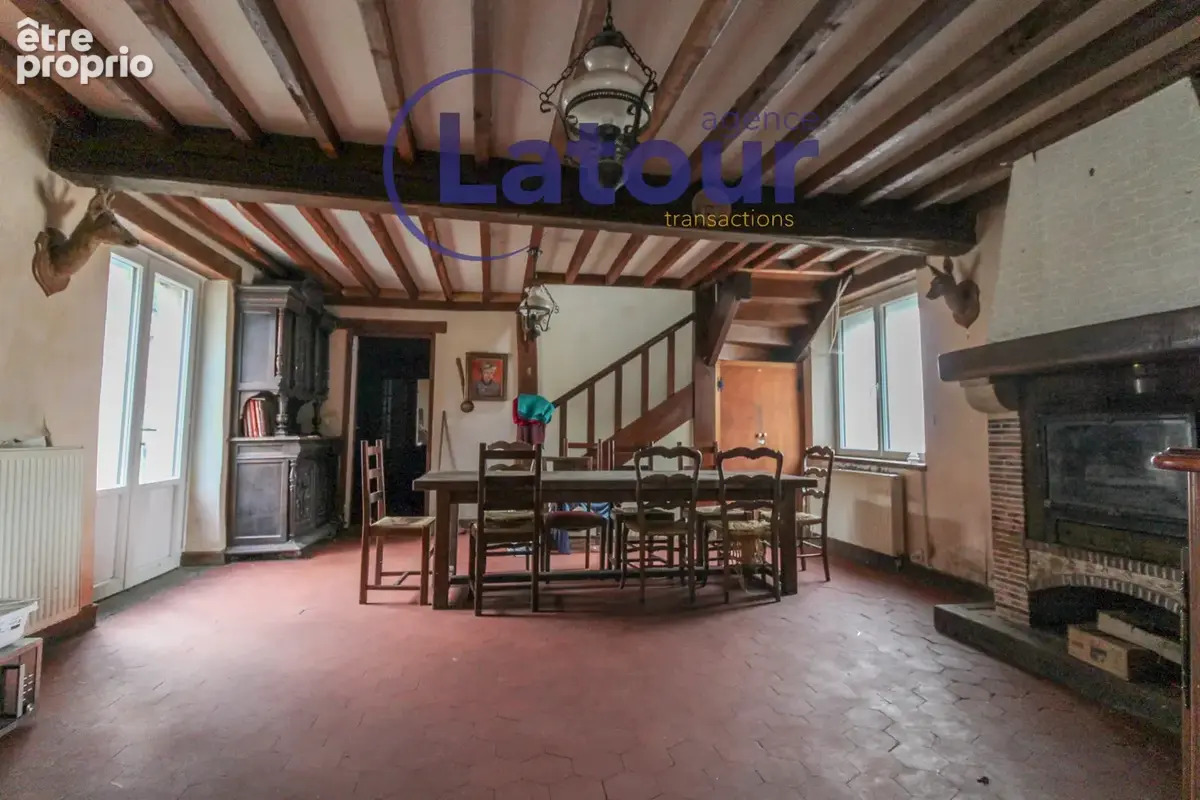 Maison ancienne de 4 pieces avec garage. - photo 3