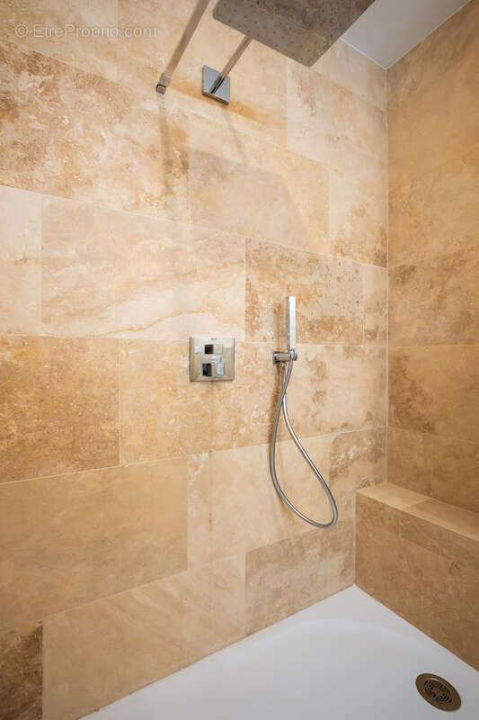 Appartement de Charme, rénové par un architecte à Uzès - photo 6