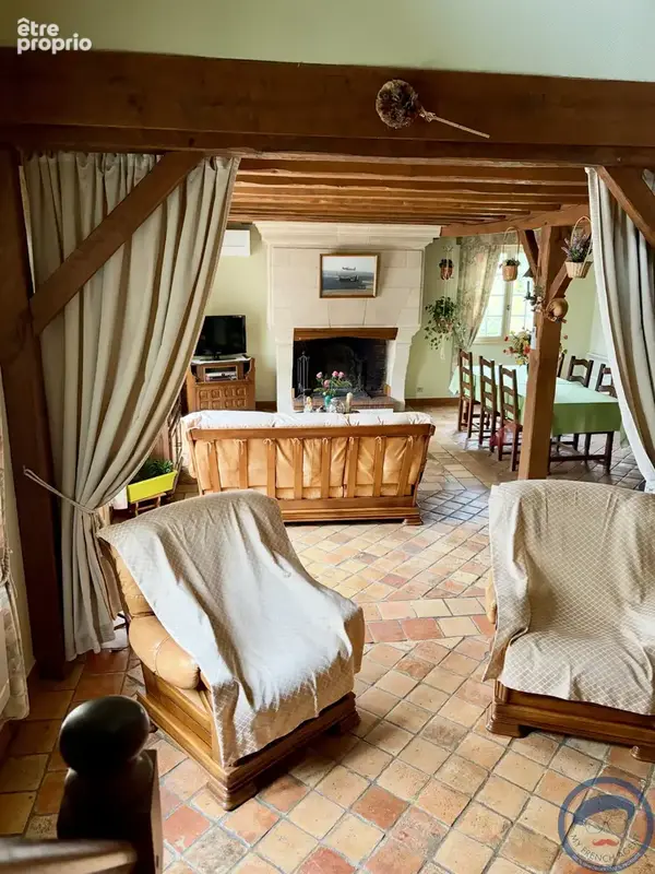Monnaie   maison de charme de 133 m2, 4 chambres, garage double et terrain de 1 300 m2 - photo 8