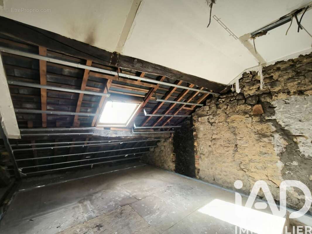 Photo 2 - Appartement à CHARLEVILLE-MEZIERES