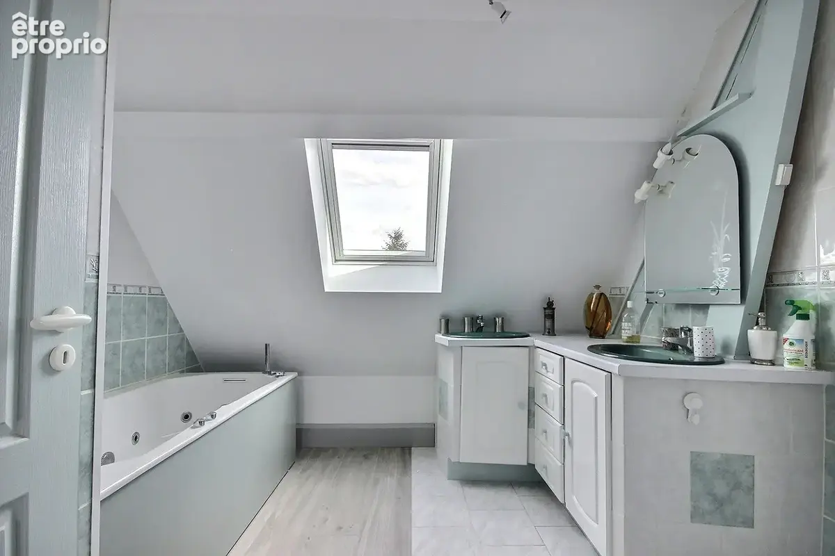 Villa avec piscine sans travaux a chamboeuf - photo 11