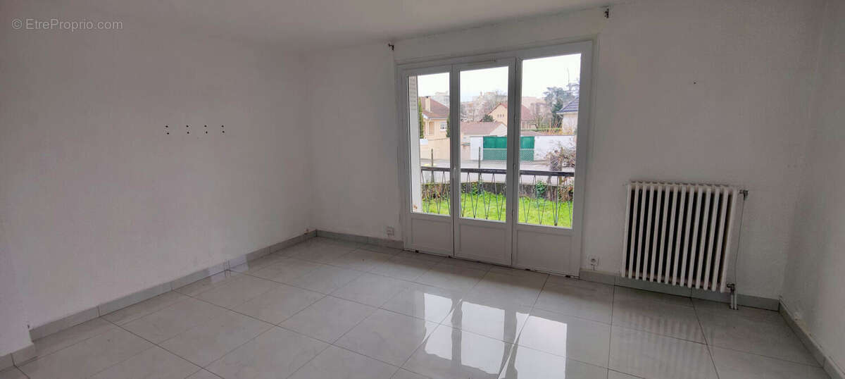Appartement à ROMANS-SUR-ISERE