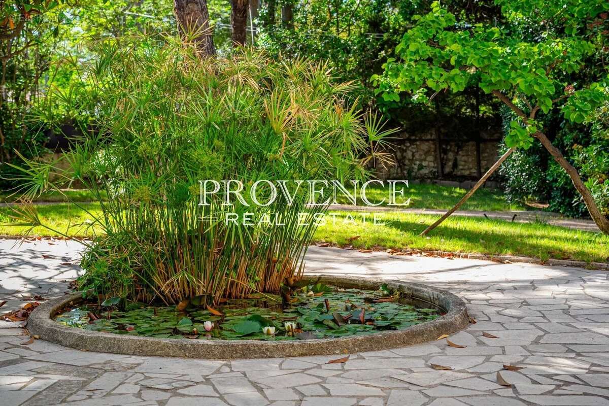 Maison à MARSEILLE-9E