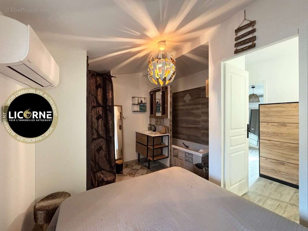 Maison à SAINT-VICTORET