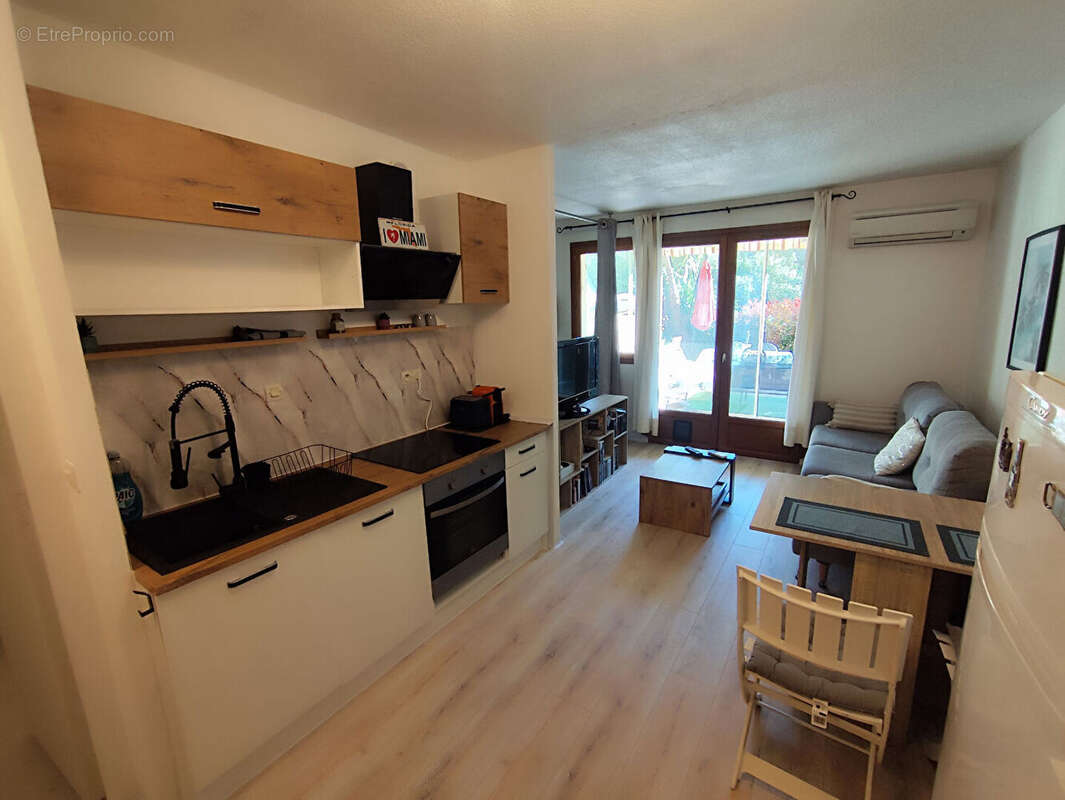 Appartement à VILLENEUVE-LOUBET